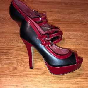 Hot Tomato Black&Red Peep Toe Pumps (4.5in heel)